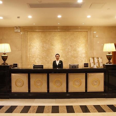Guangzhou Yuehai Hotel Exterior photo