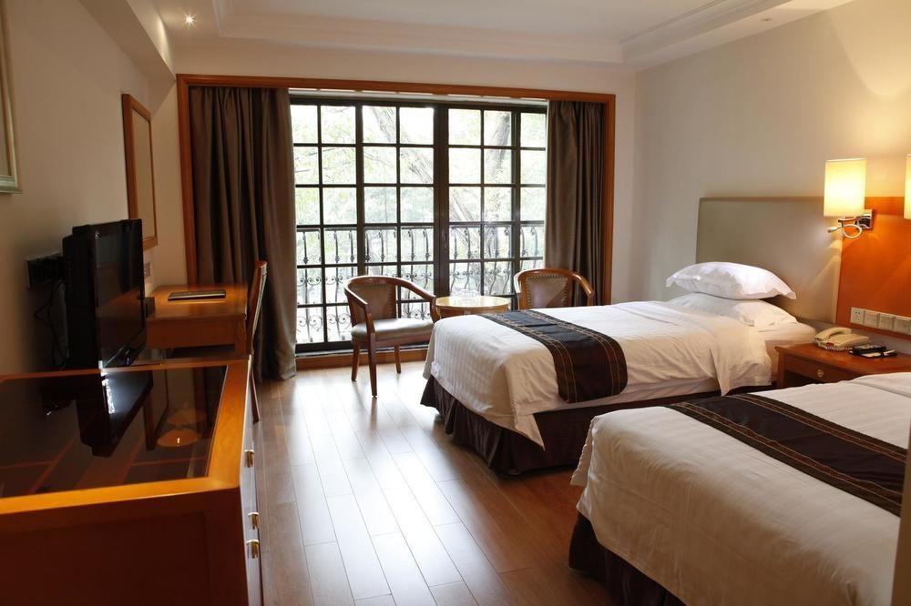 Guangzhou Yuehai Hotel Exterior photo