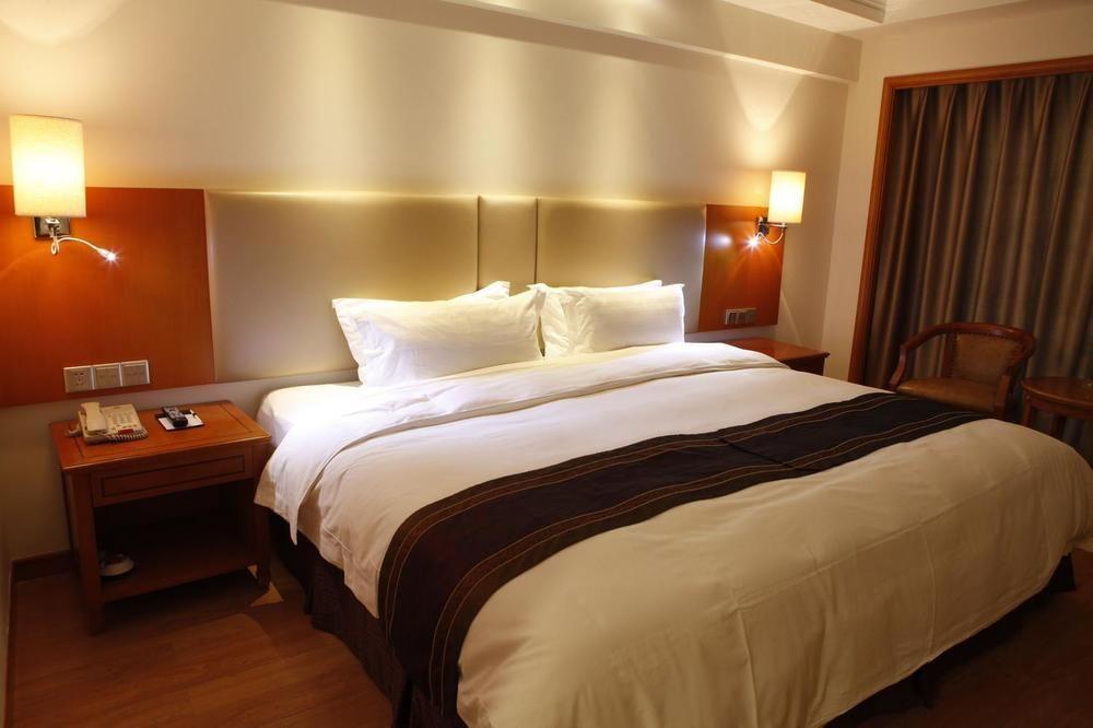 Guangzhou Yuehai Hotel Exterior photo