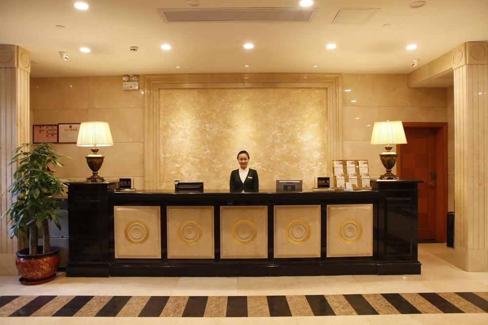 Guangzhou Yuehai Hotel Exterior photo